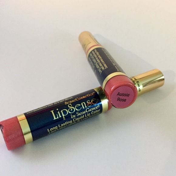 LipSense Aussie Rose - Picture 1 of 4